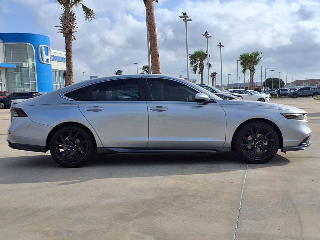 2026 Honda Accord LX - Photo 8