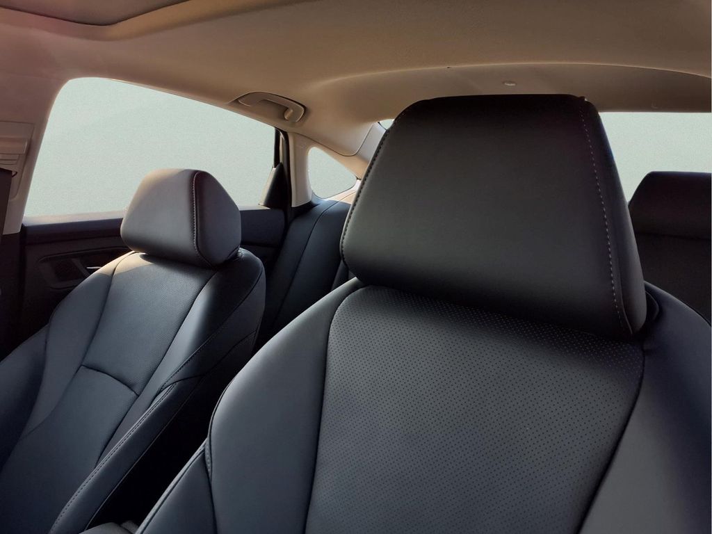 2026 Honda Accord Hybrid Touring - Photo 17