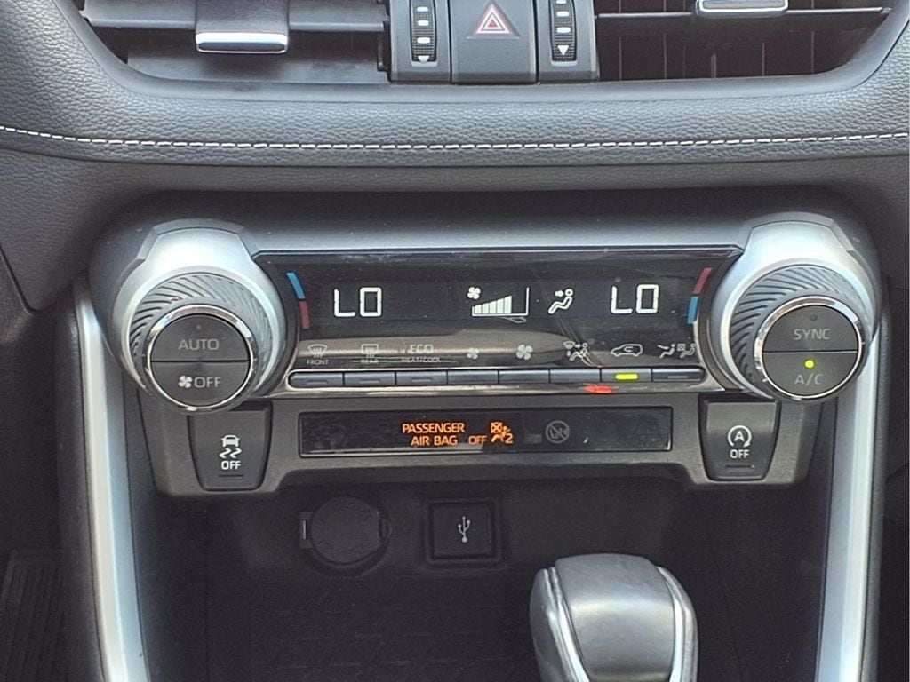2021 Toyota RAV4 XLE Premium - Photo 14