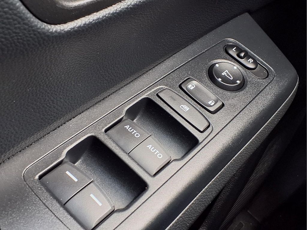 2024 Honda CR-V EX - Photo 19