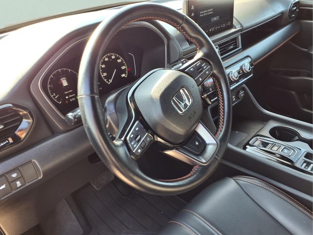 2025 Honda Pilot TrailSport - Photo 15