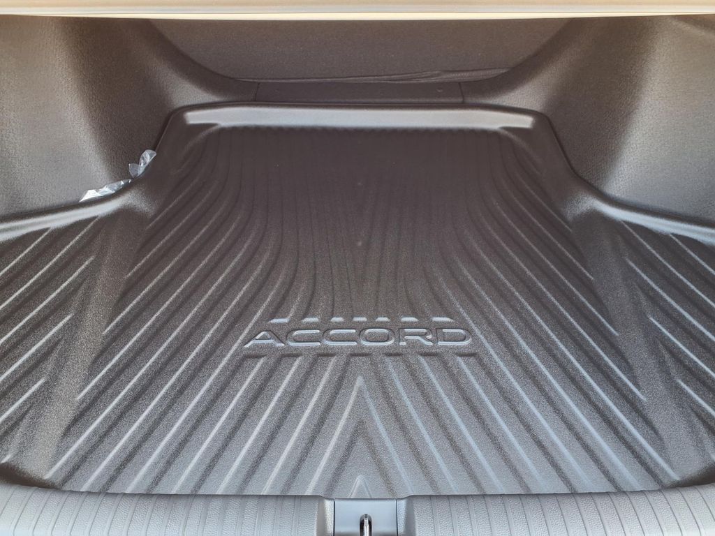 2026 Honda Accord LX - Photo 10