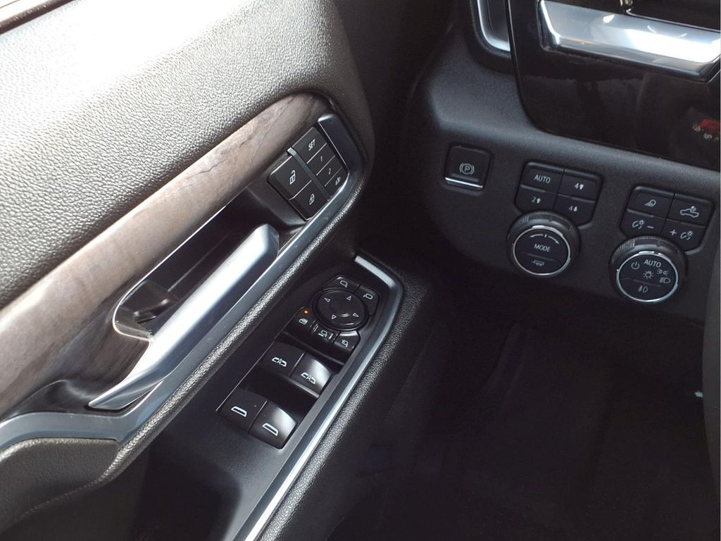 2024 Chevrolet Silverado 2500HD LTZ - Photo 19