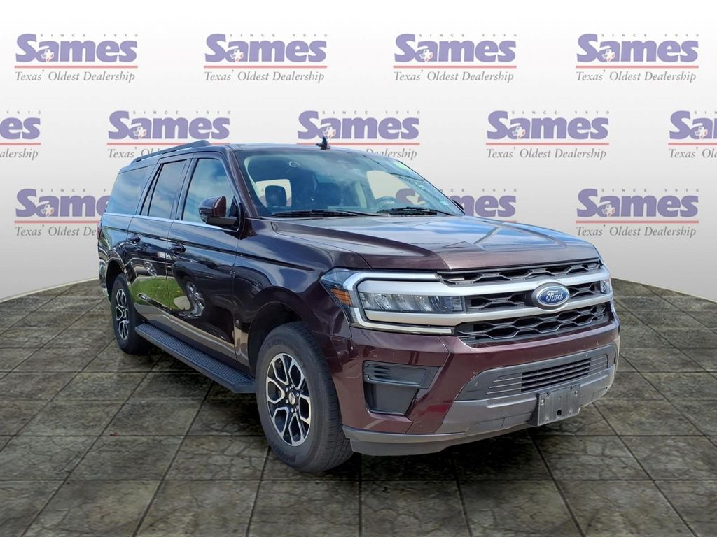2024 Ford Expedition XLT MAX's photo