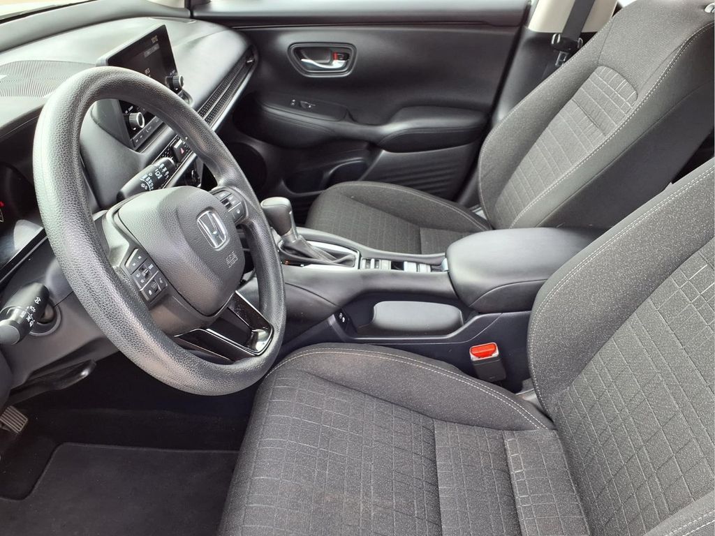 2024 Honda HR-V LX - Photo 16