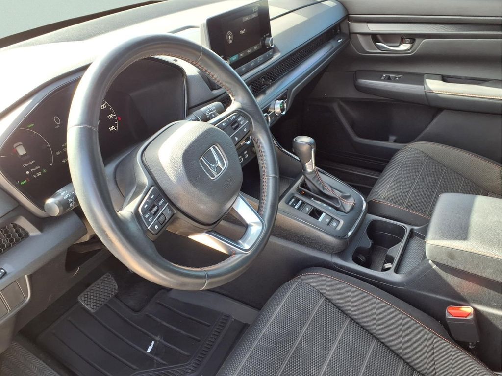 2023 Honda CR-V Sport - Photo 16