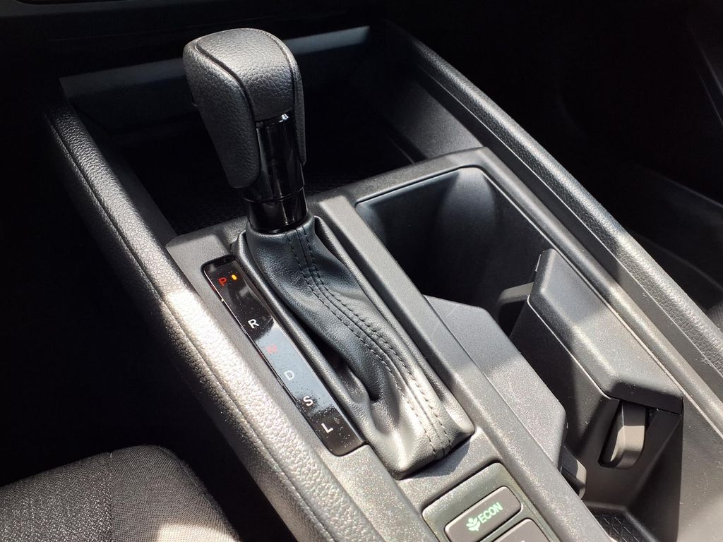 2025 Honda Accord LX - Photo 18