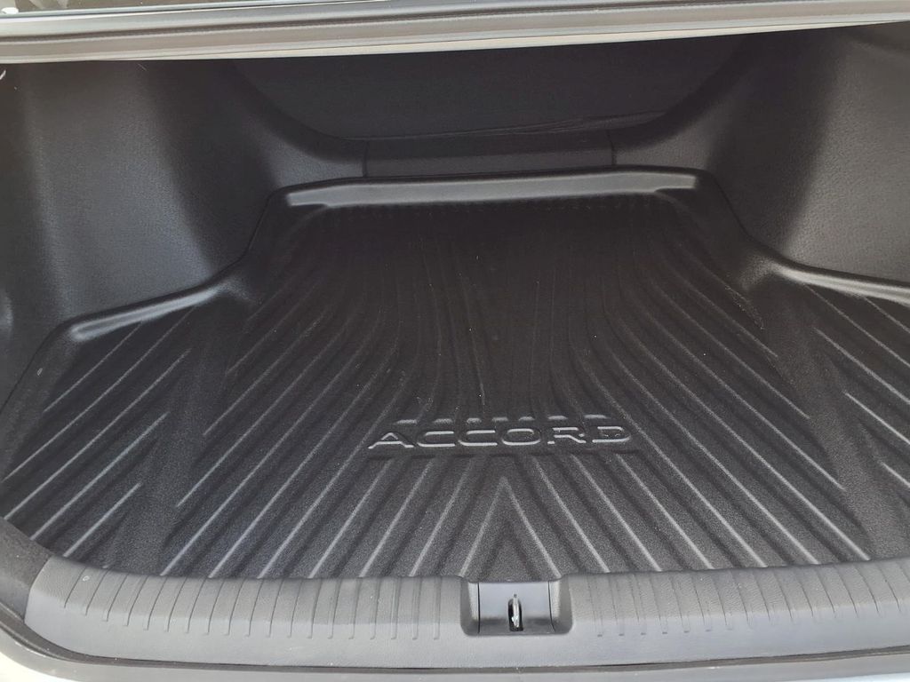 2026 Honda Accord LX - Photo 10