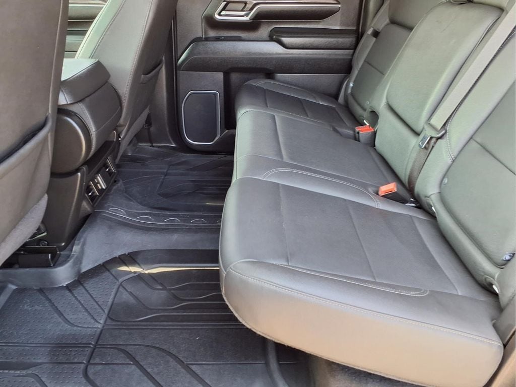 2024 Chevrolet Silverado 2500HD LTZ - Photo 11