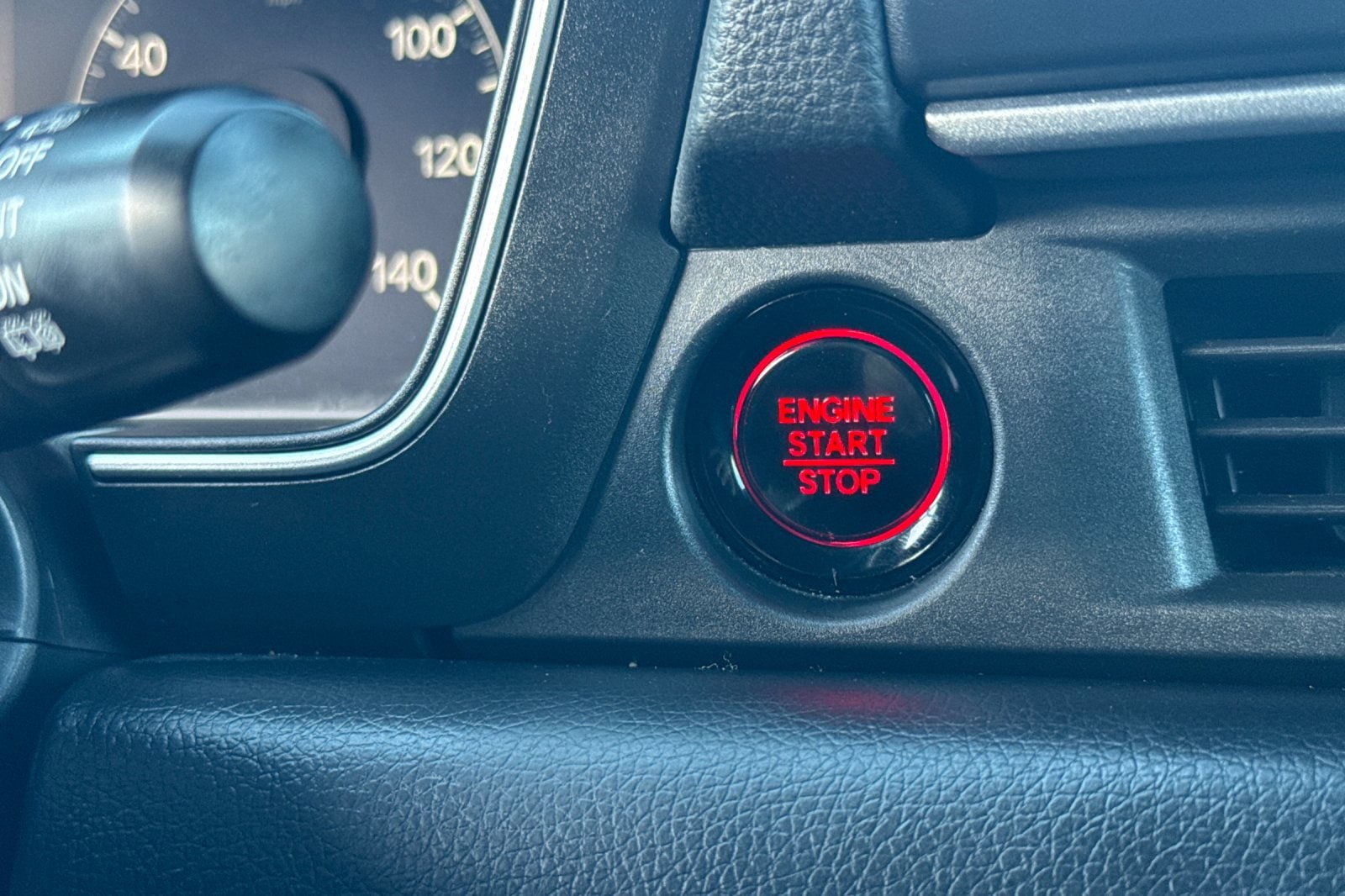 2024 Honda Pilot Touring - Photo 26