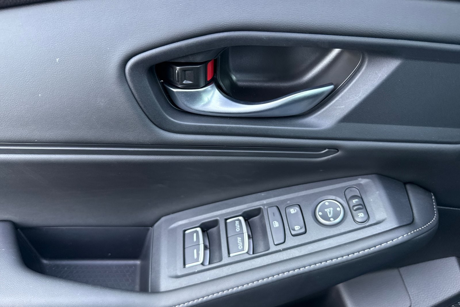 2025 Honda Accord Hybrid Sport - Photo 10