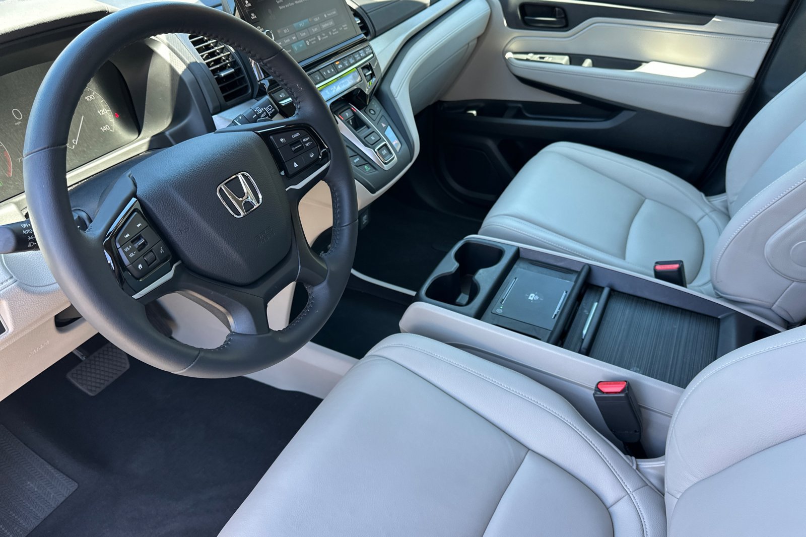 2026 Honda Odyssey EX-L - Photo 9