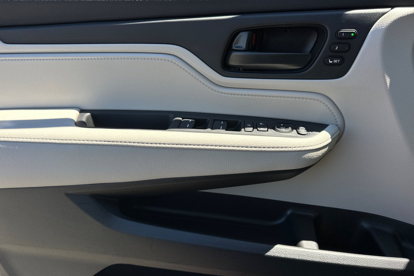 2026 Honda Odyssey EX-L - Photo 10