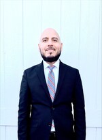 Staff member Leo Lopez from ID_f42c5f1bb608