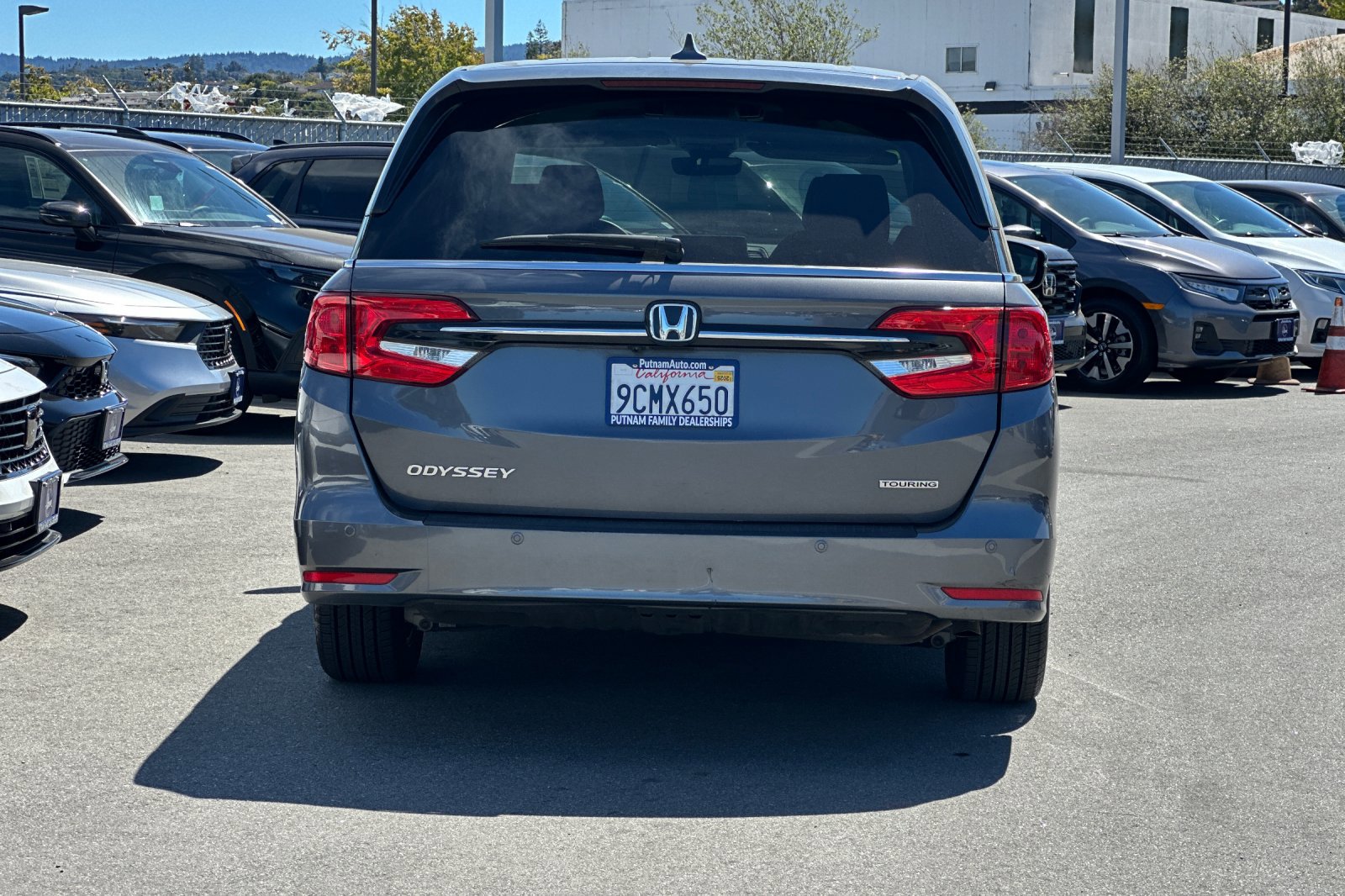 2023 Honda Odyssey Touring photo 4