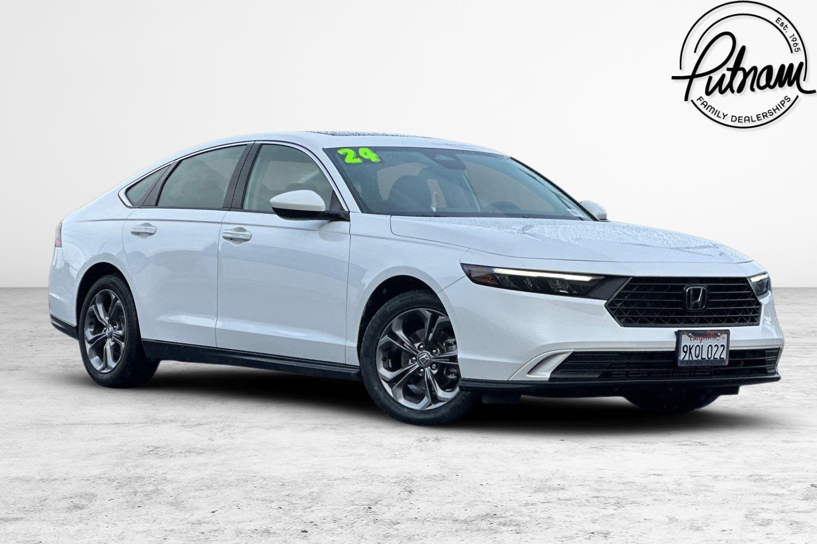 2024 Honda Accord EX's photo