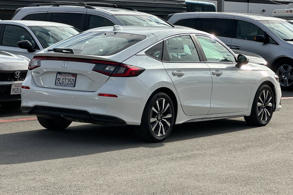 Used 2024 Honda Civic EX-L Hatchback