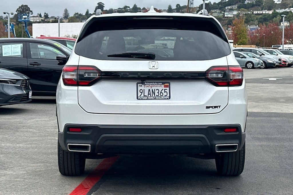 Used 2024 Honda Pilot Sport SUV