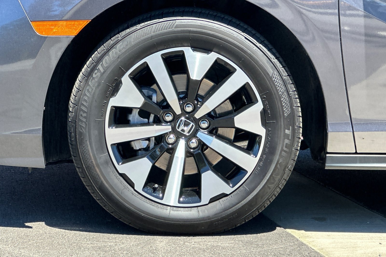 2026 Honda Odyssey EX-L - Photo 32