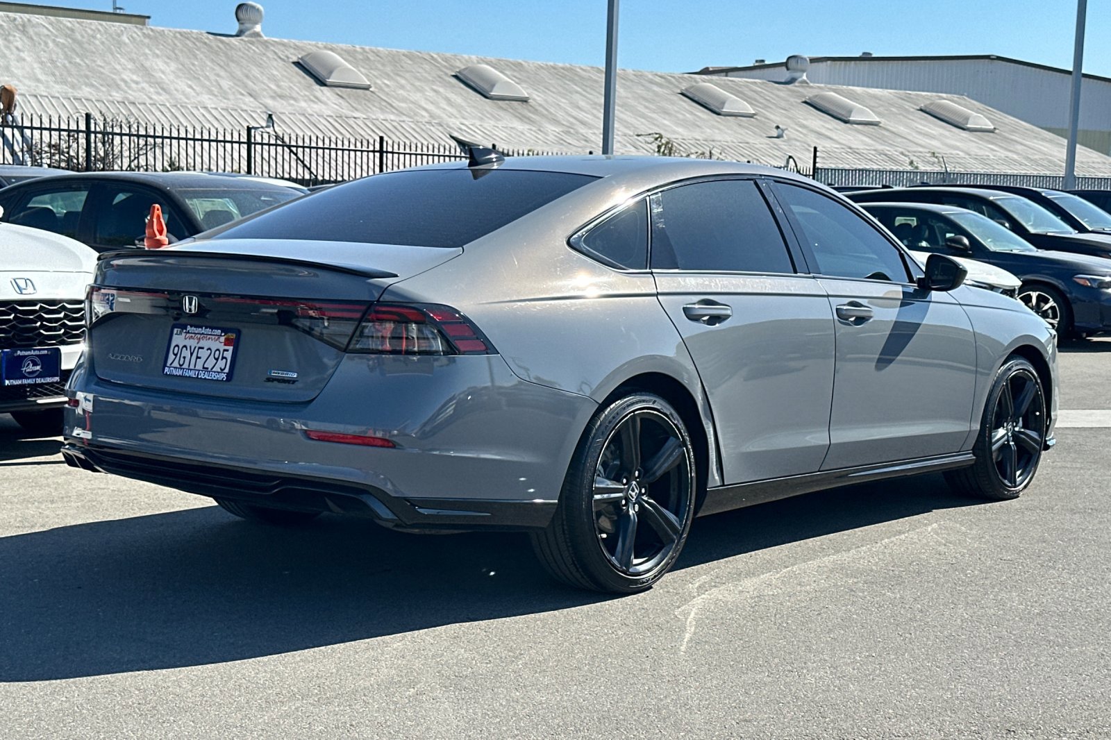 2023 Honda Accord Hybrid Sport-L photo 3