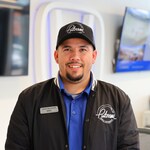 Staff member Eric Mendoza from ID_81110026c1e0