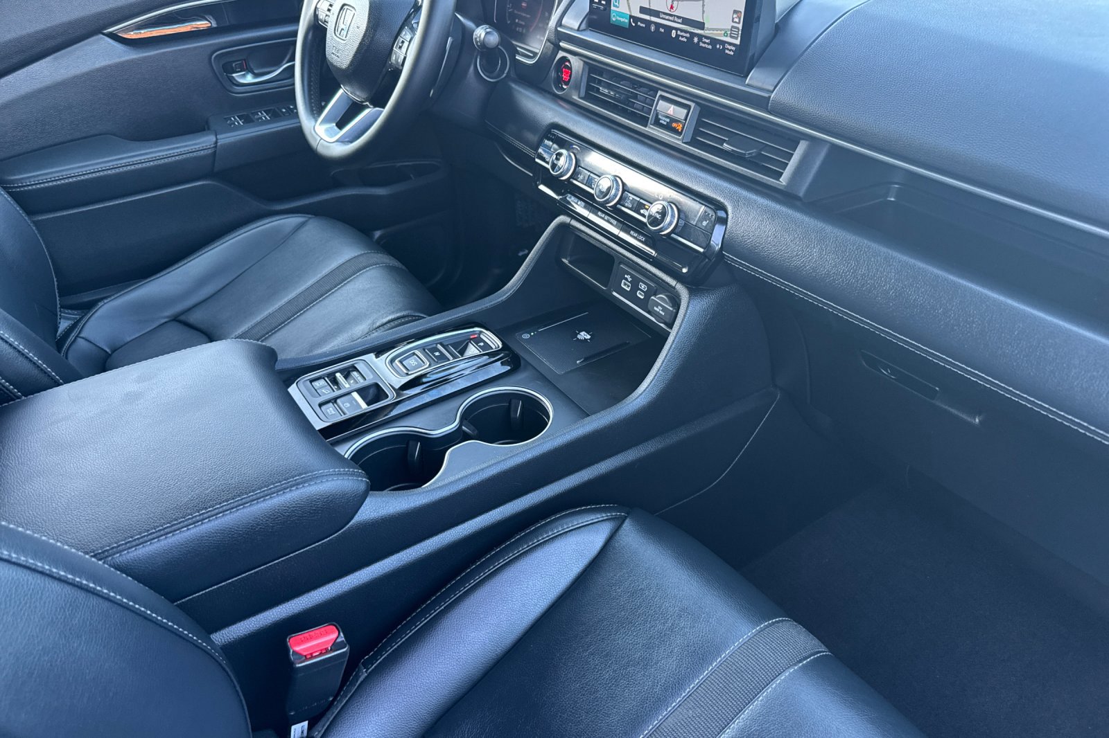 2024 Honda Pilot Touring - Photo 18