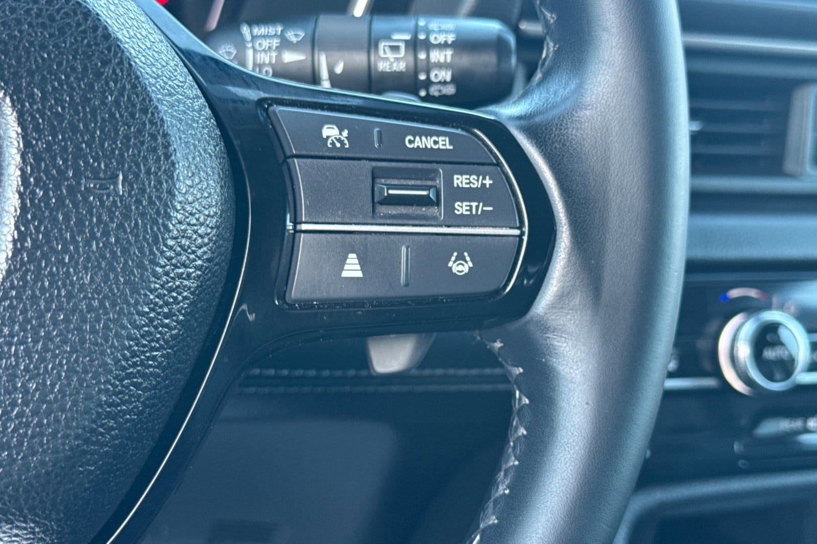 2024 Honda Pilot Touring - Photo 29