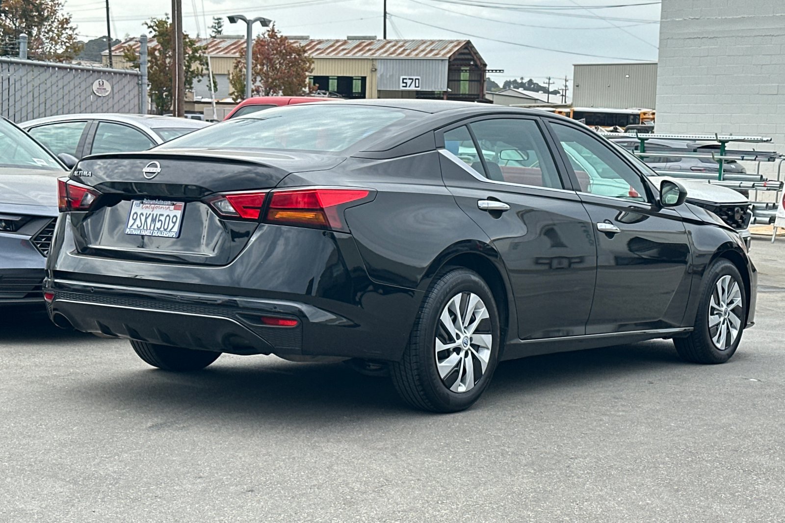 2023 Nissan Altima 2.5 S photo 3