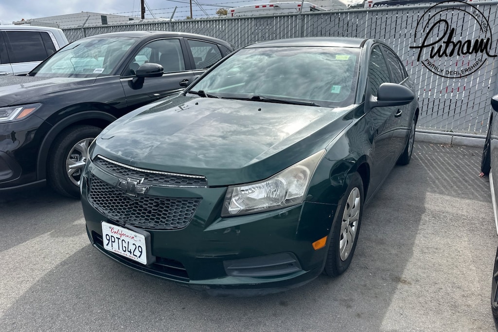 Used 2014 Chevrolet Cruze LS Manual Sedan