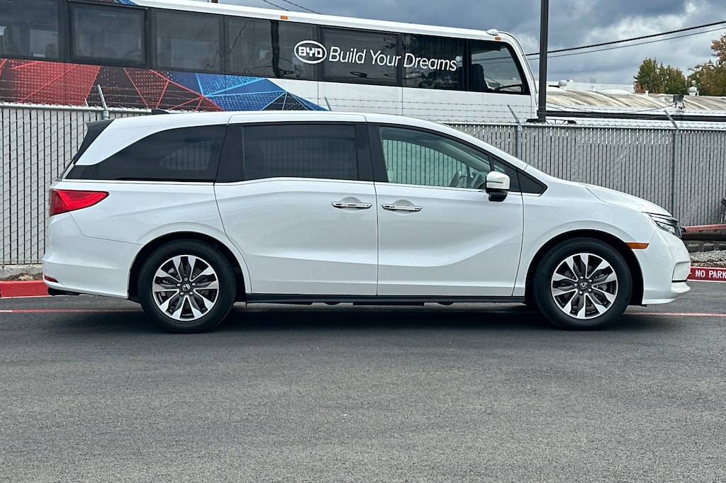 Used 2023 Honda Odyssey EX-L Van