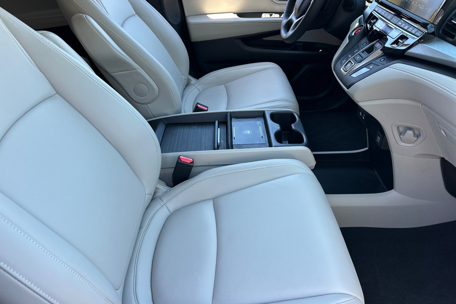 2026 Honda Odyssey EX-L - Photo 18