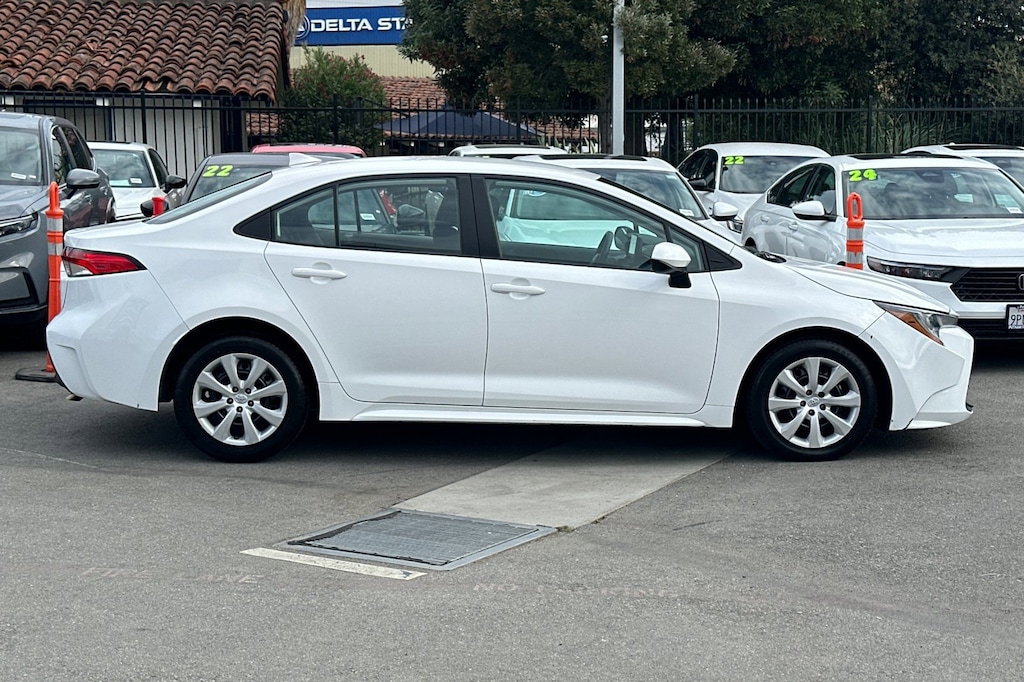 Used 2023 Toyota Corolla LE Sedan