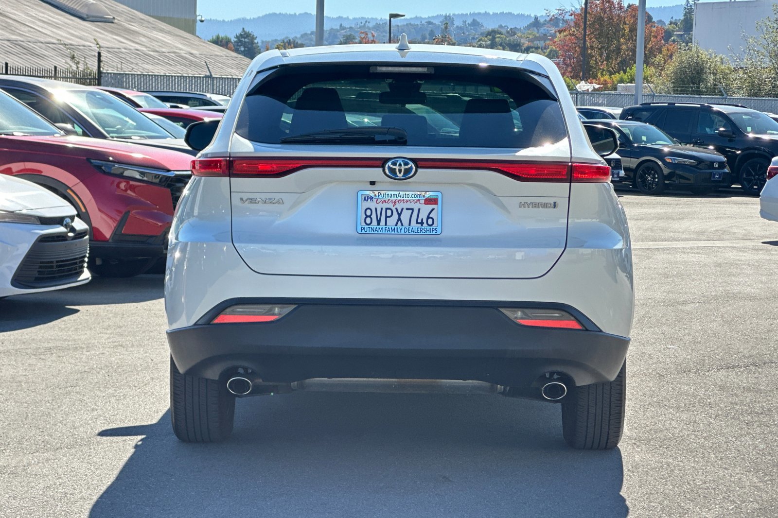 2021 Toyota Venza LE photo 4