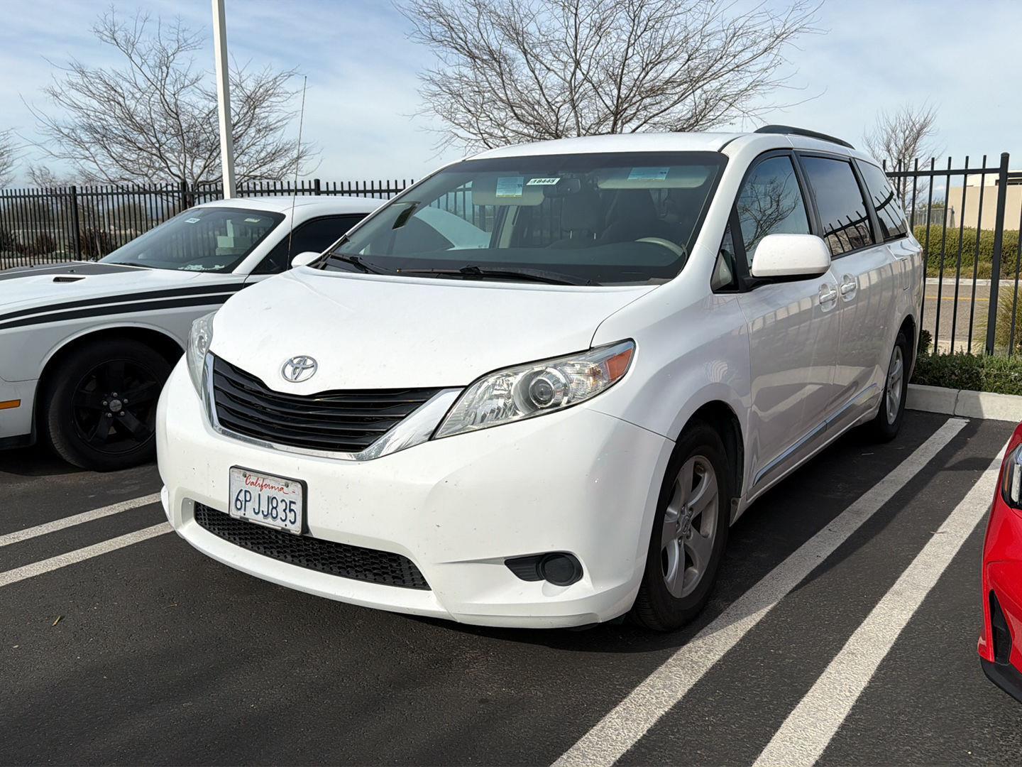 2011 Toyota Sienna LE