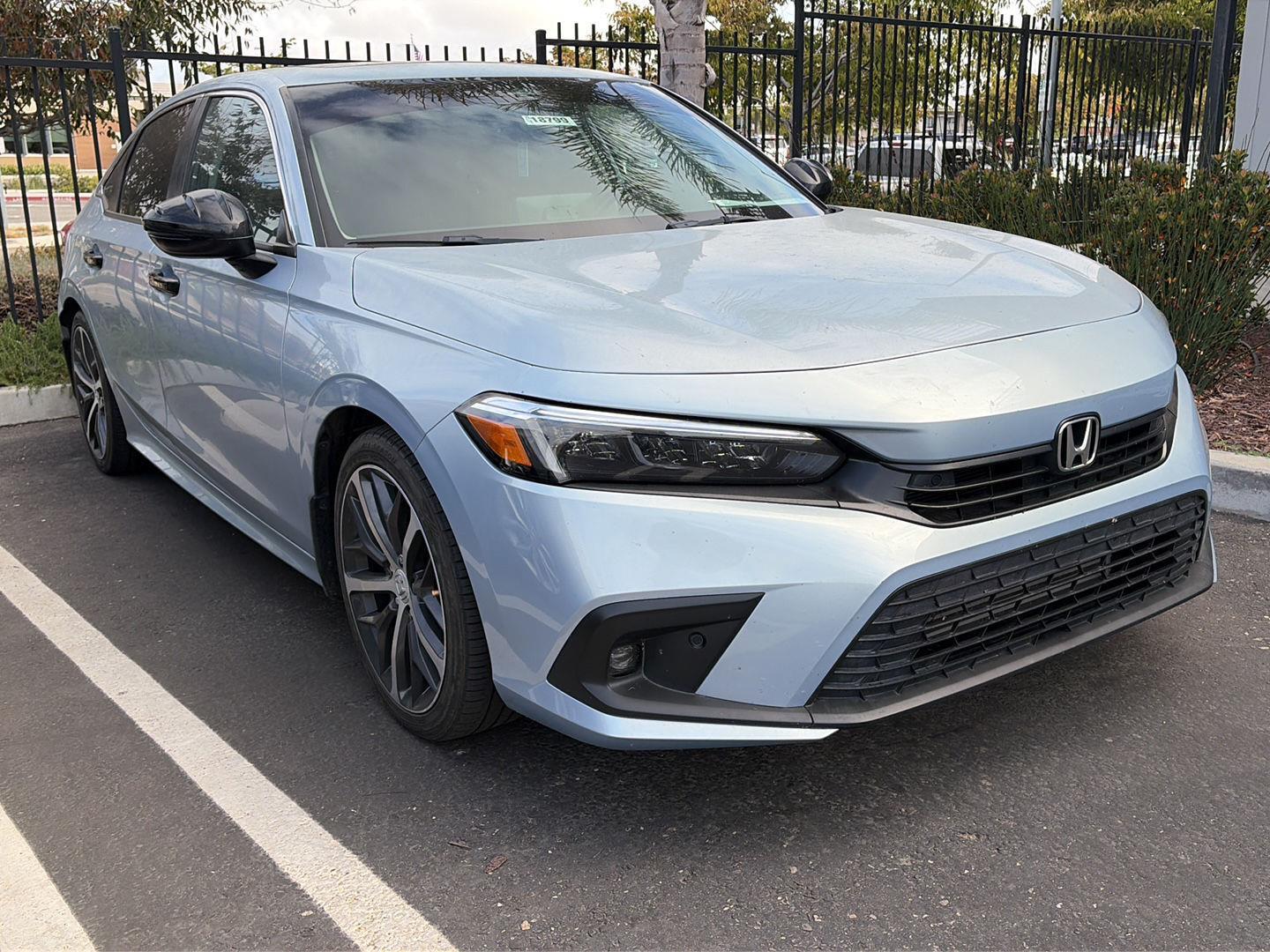 2022 Honda Civic Touring CVT's photo