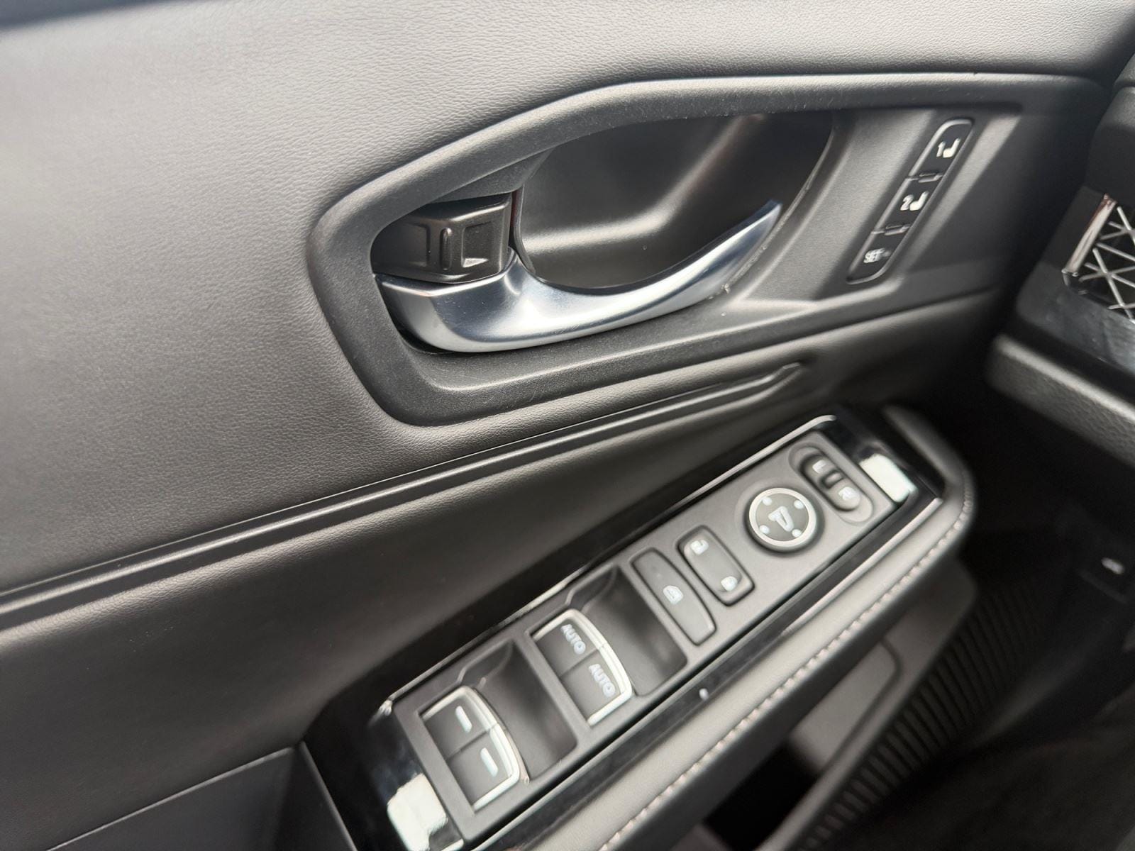 2023 Honda Accord Hybrid Touring - Photo 21