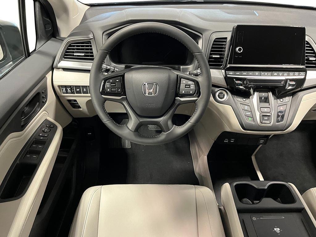 2026 Honda Odyssey EX-L - Photo 15