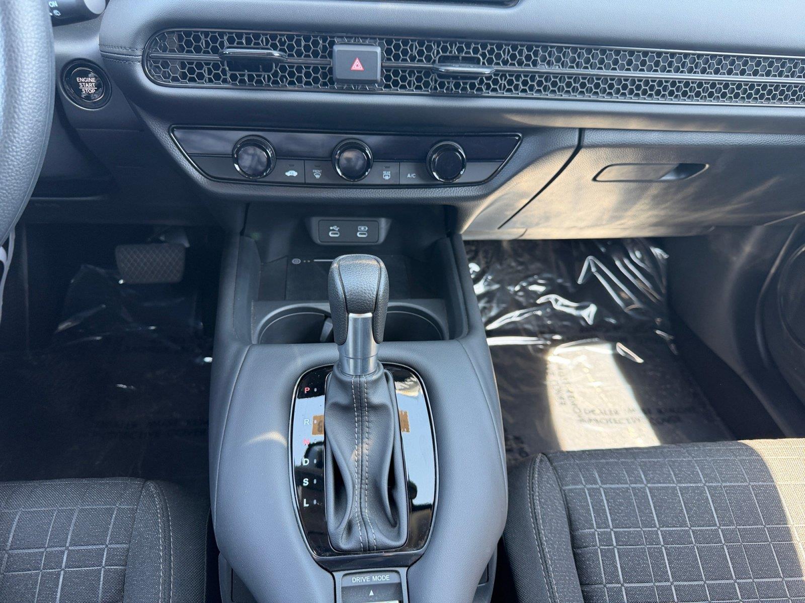 2026 Honda HR-V LX - Photo 22