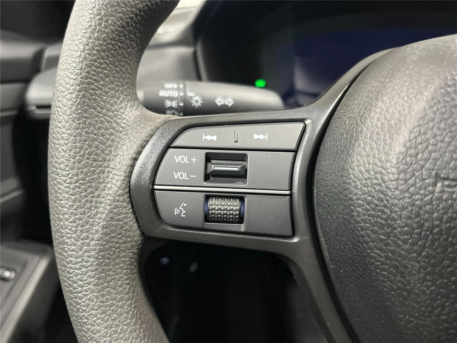 2026 Honda Accord LX - Photo 14