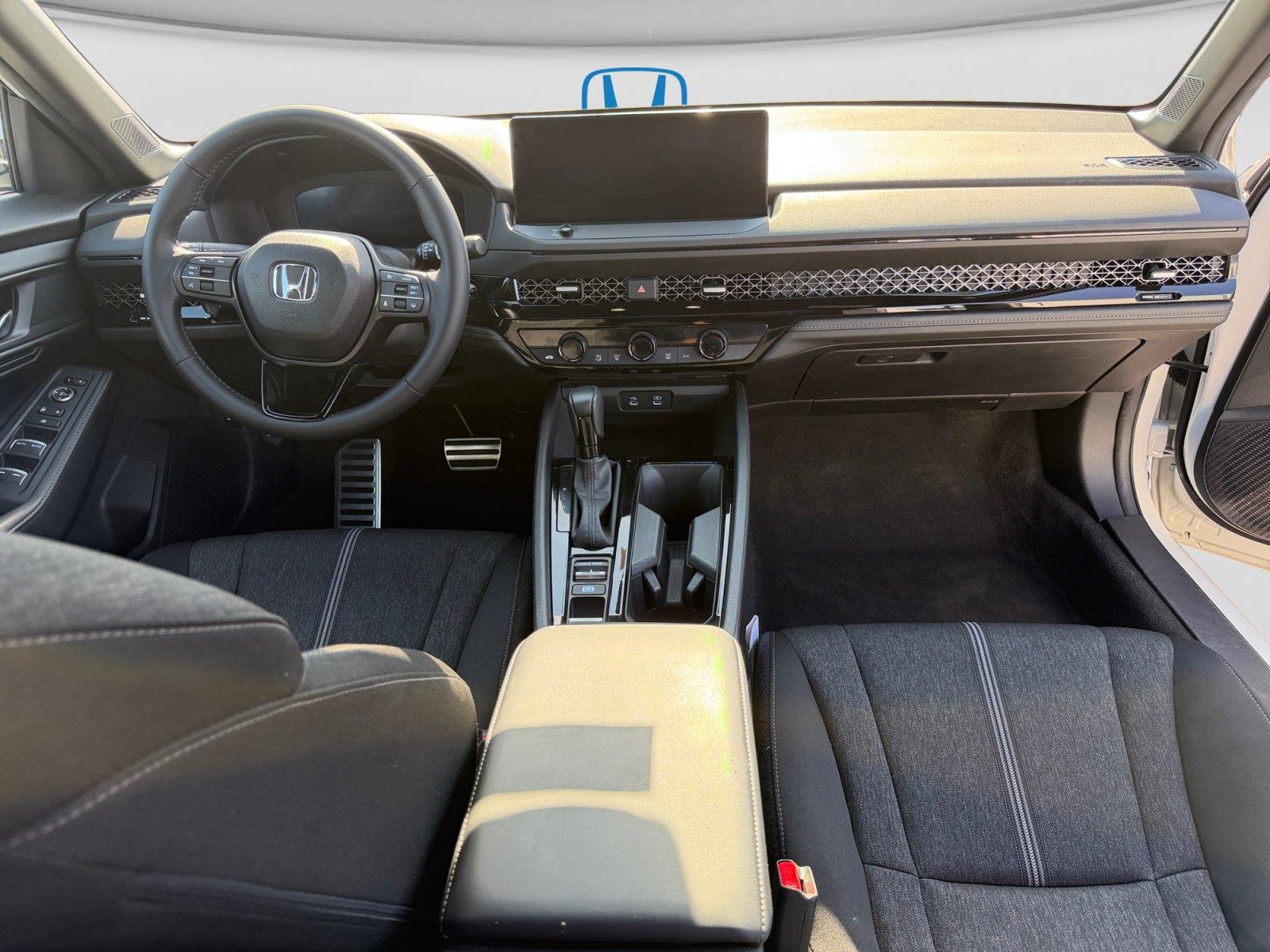 2024 Honda Accord Hybrid Sport - Photo 11