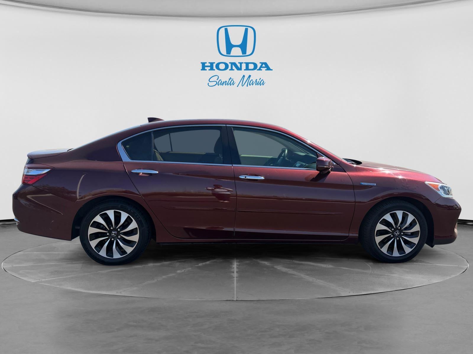 2017 Honda Accord Hybrid EX-L - Photo 9