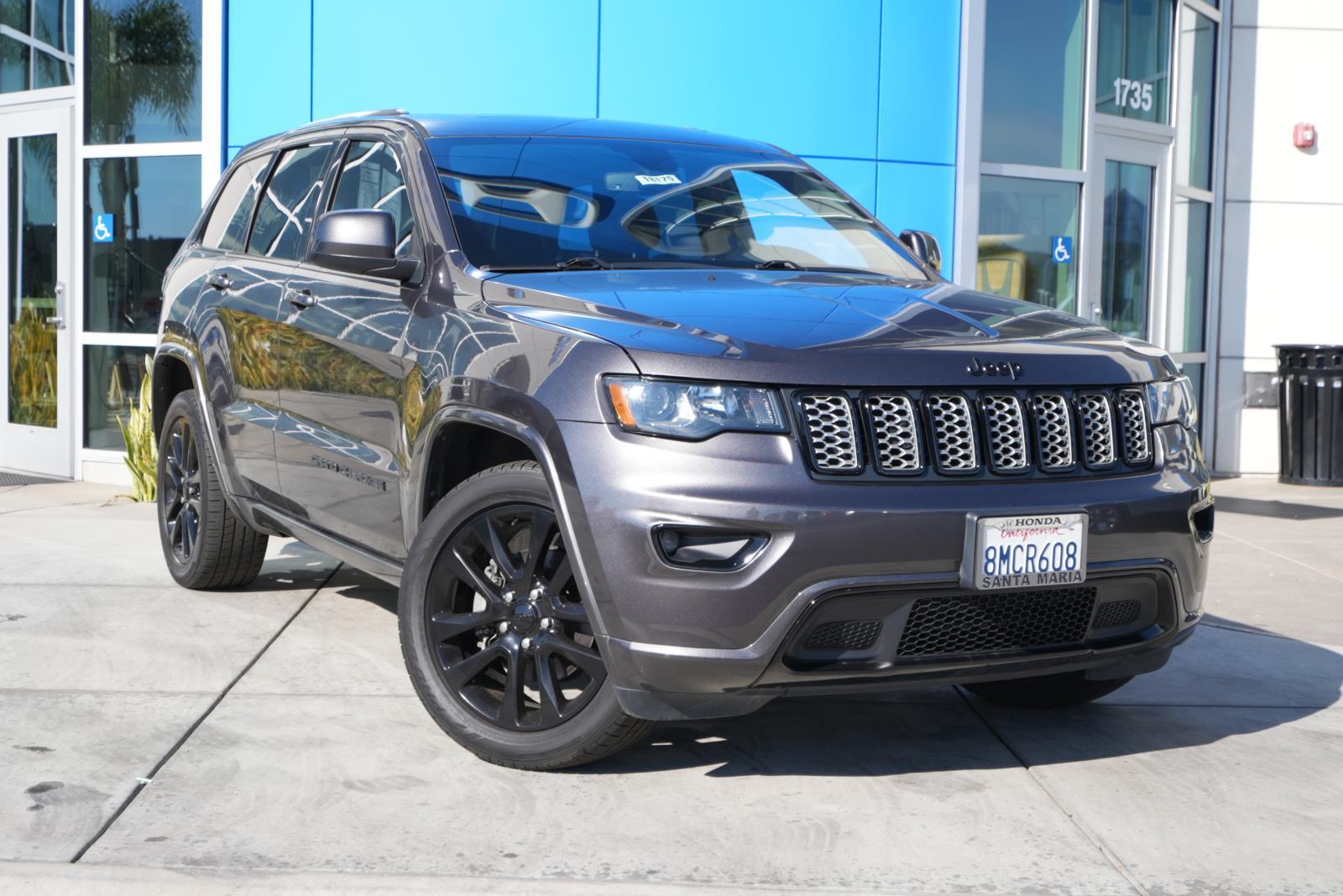 2019 Jeep Grand Cherokee Altitude's photo