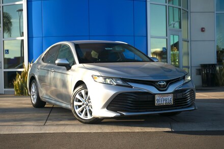 2018 Toyota Camry LE Sedan