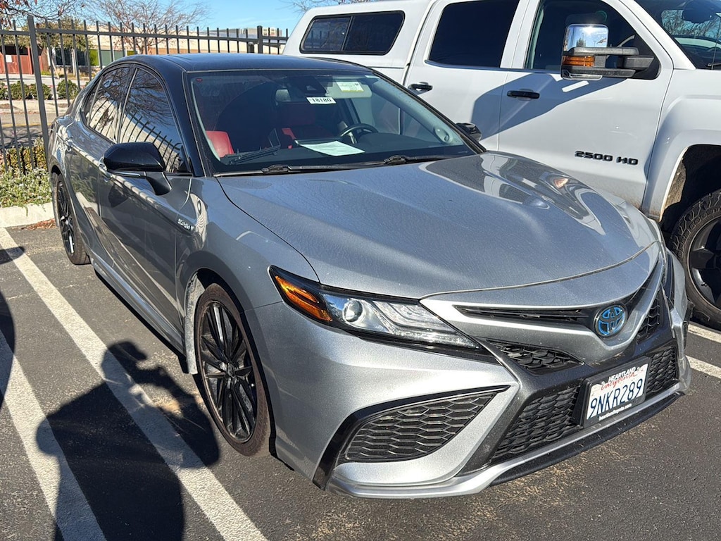 Used 2021 Toyota Camry Hybrid XSE Sedan