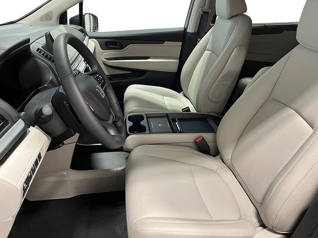 2026 Honda Odyssey EX-L - Photo 11
