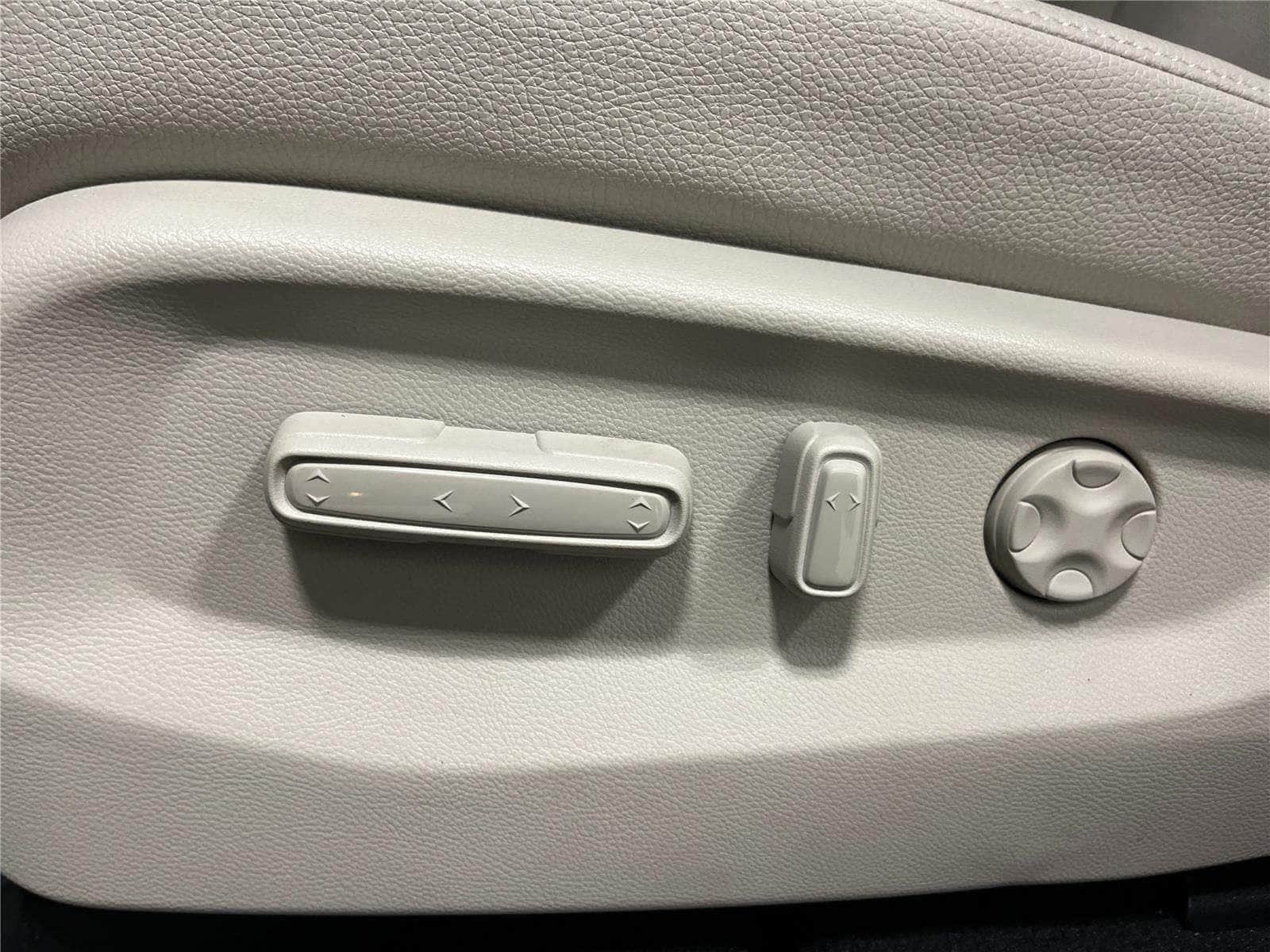 2026 Honda Odyssey EX-L - Photo 12