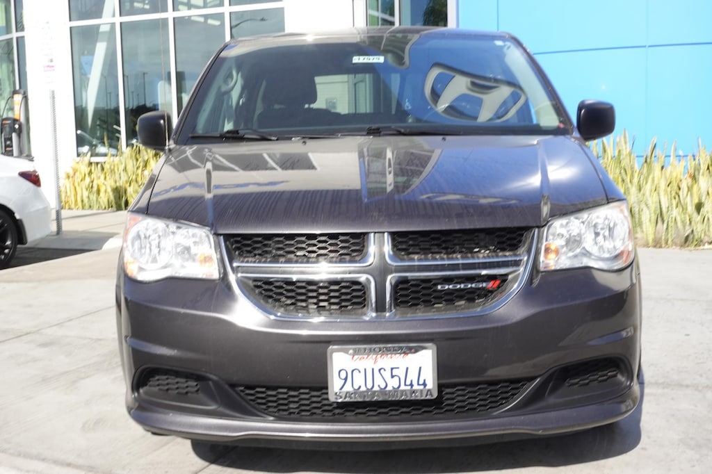 Used 2019 Dodge Grand Caravan SE Van Passenger Van
