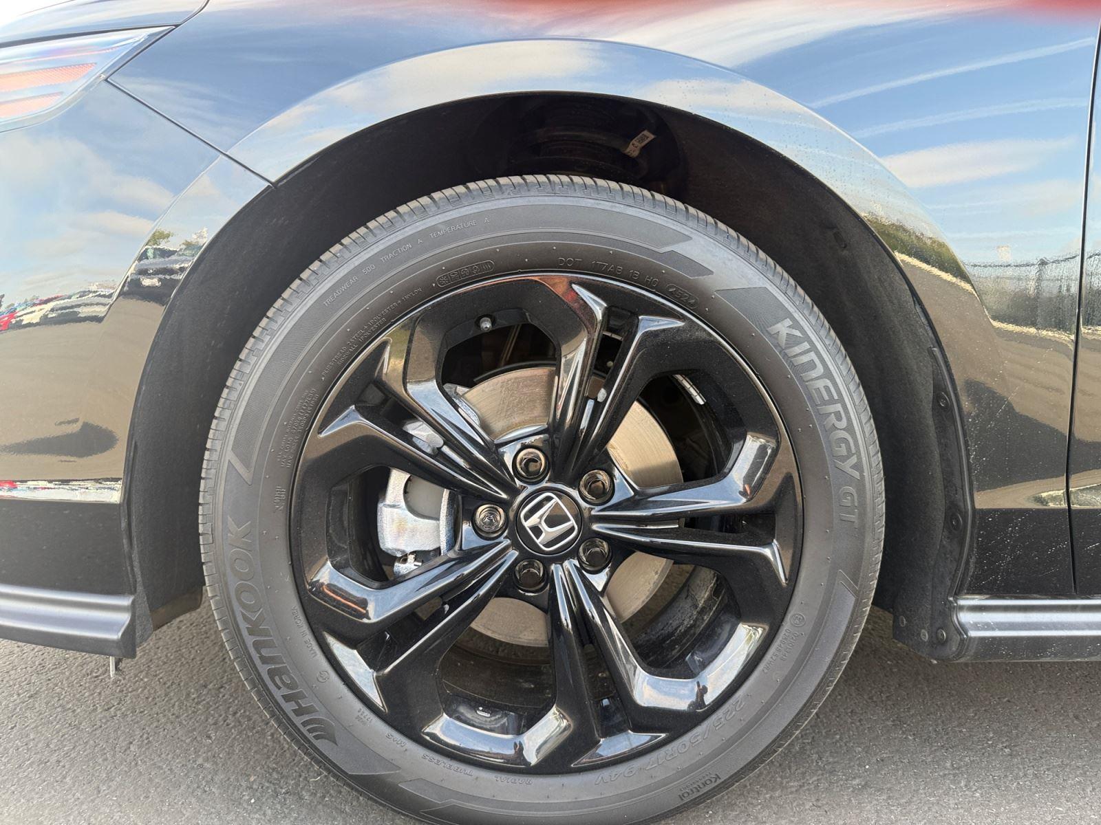 2025 Honda Accord SE - Photo 20