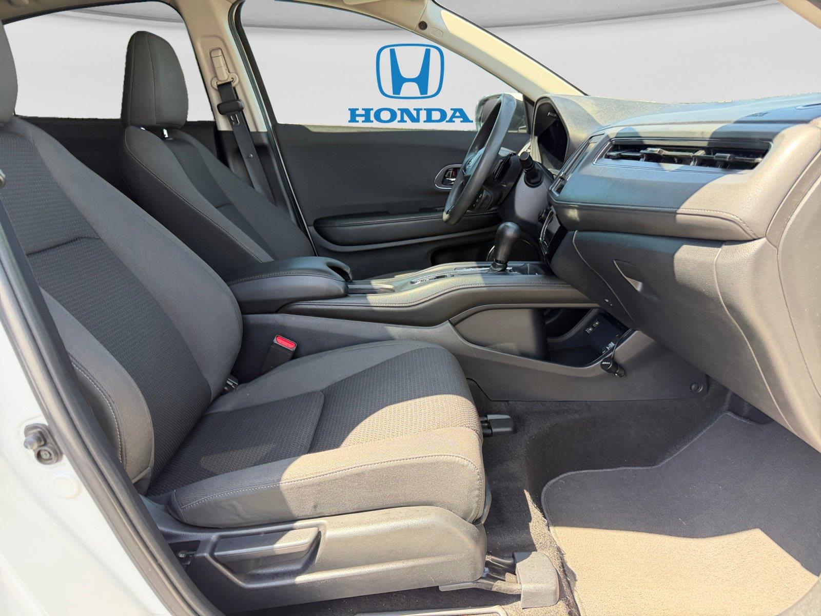 2021 Honda HR-V EX - Photo 12