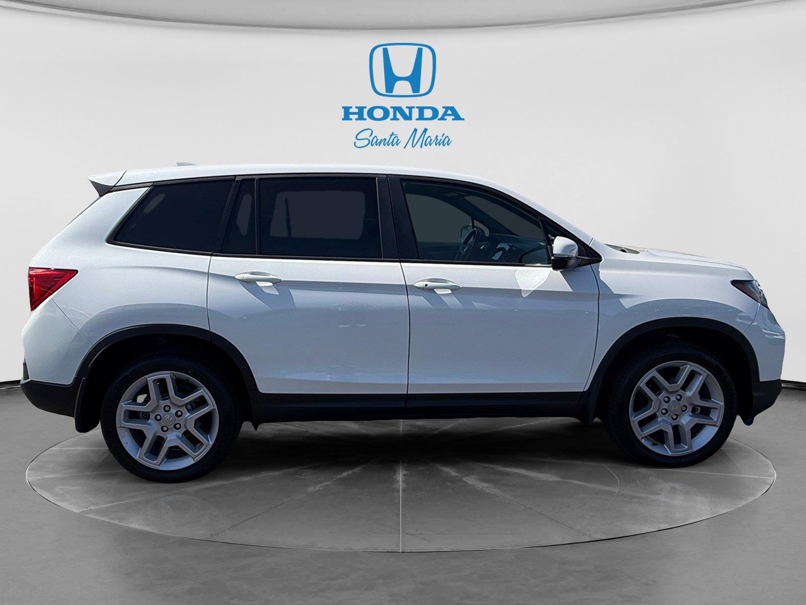 2024 Honda Passport EX-L - Photo 9